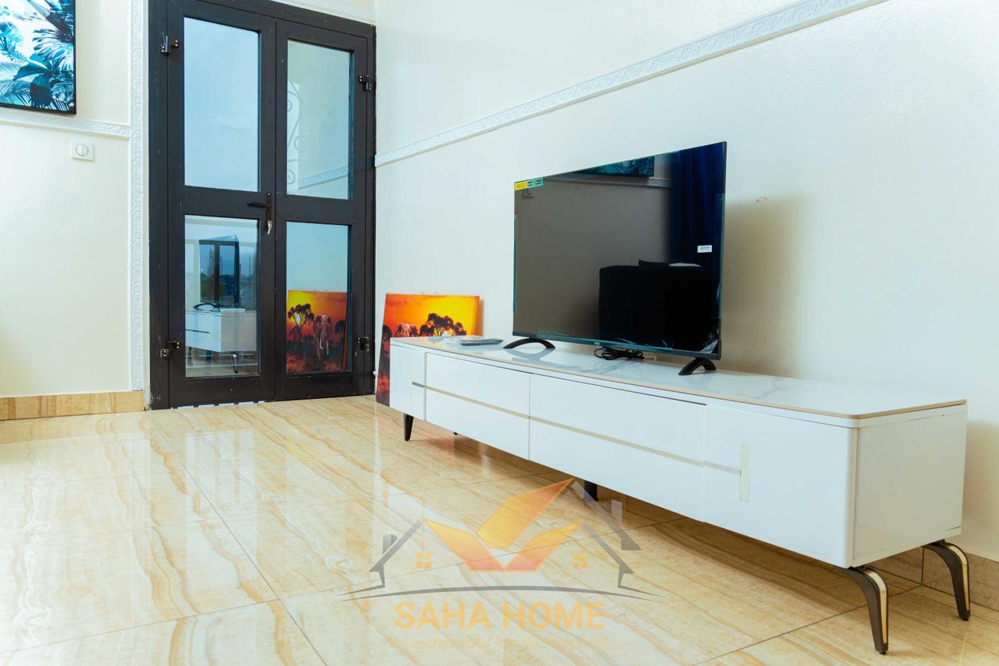 Le Luxe A Yaounde Chez Saha Home Exterior photo