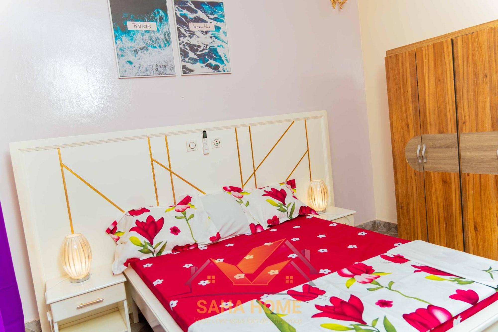 Le Luxe A Yaounde Chez Saha Home Exterior photo