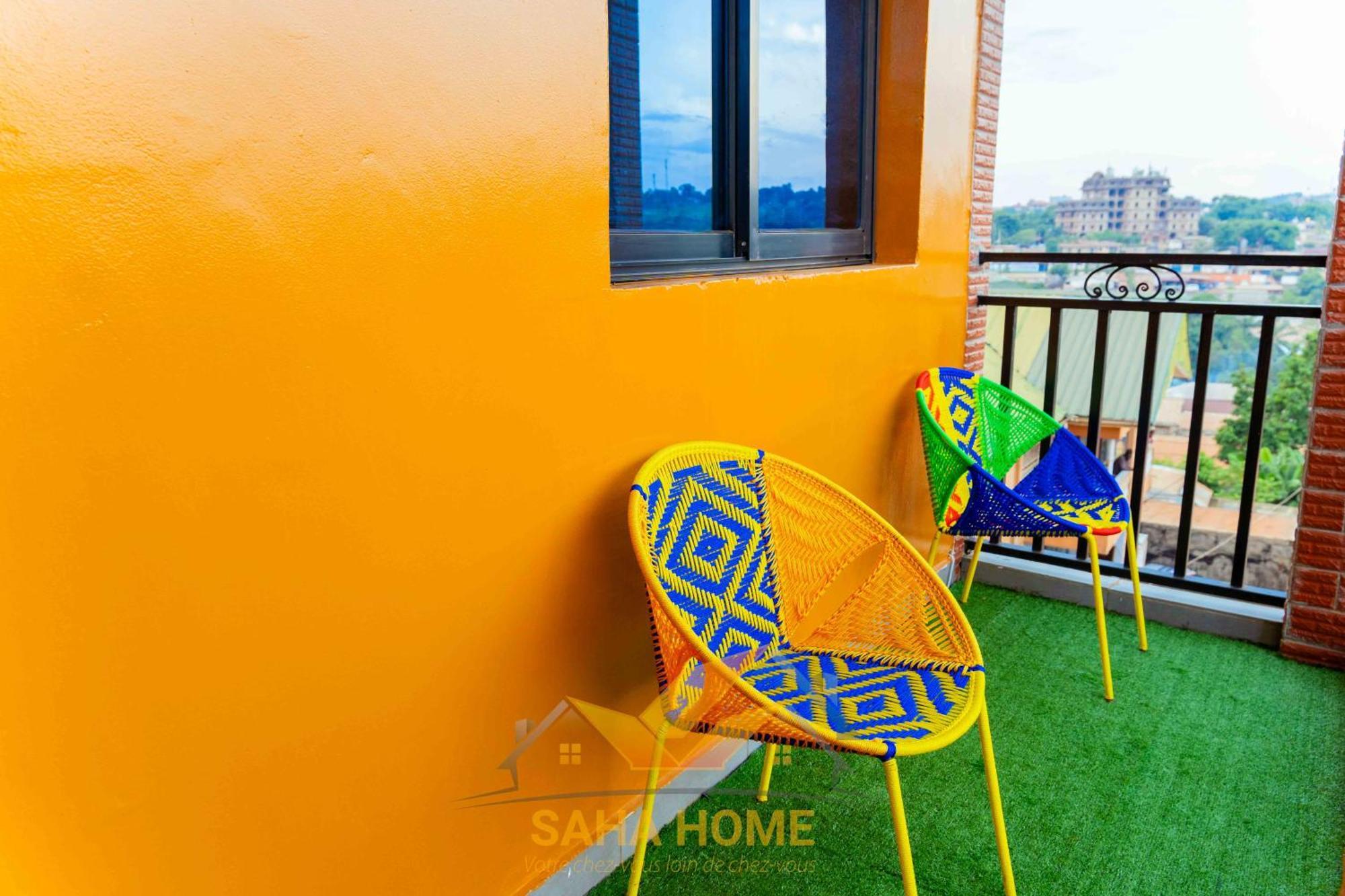 Le Luxe A Yaounde Chez Saha Home Exterior photo